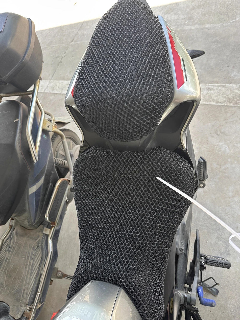 CFMOTO NK300 Sitsdynaöverdrag med isolering och andningsbart bikakemesh