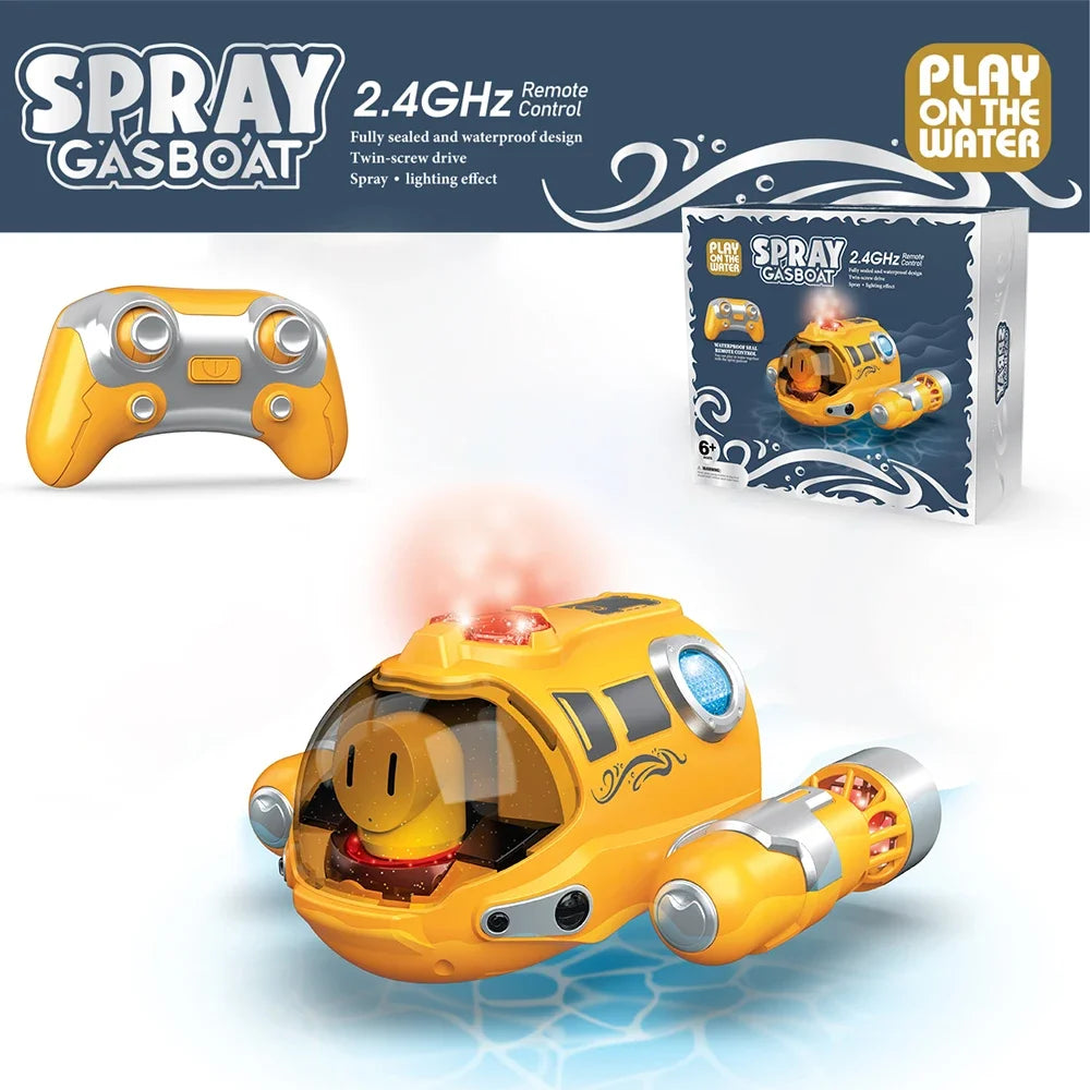 RC Submarine Spray Motorboat - 2.4G Remote Control Waterproof Toy Yellow