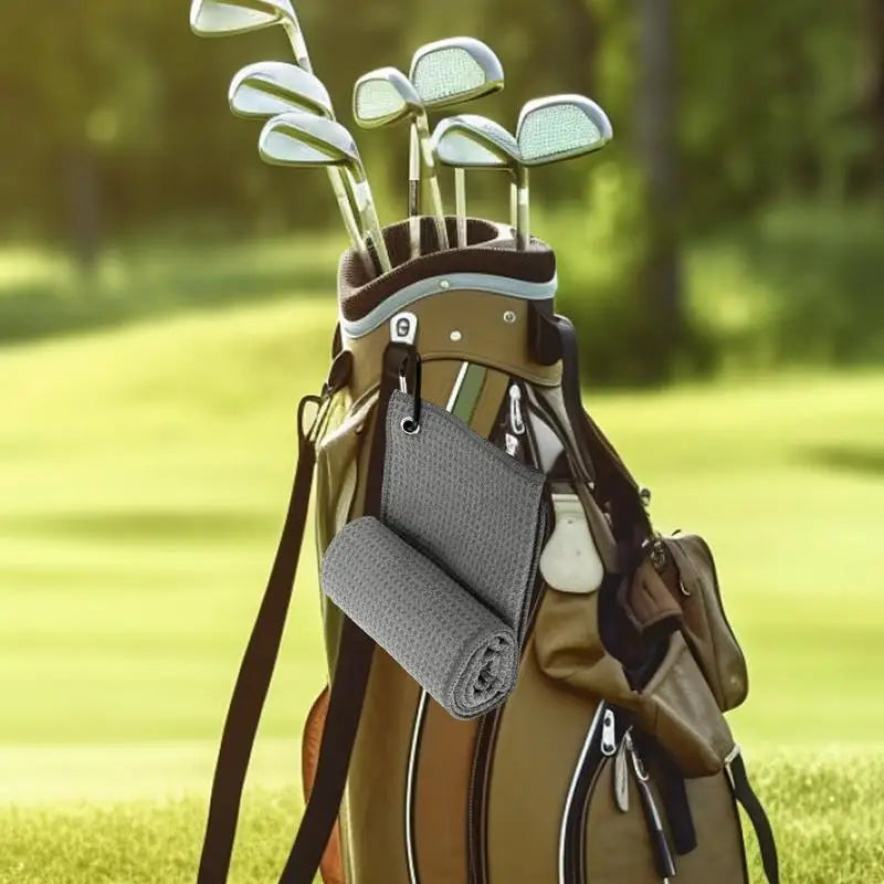 Golf Towel Microfiber Fabric &ndash; Soft Absorbent Cleaning Solution