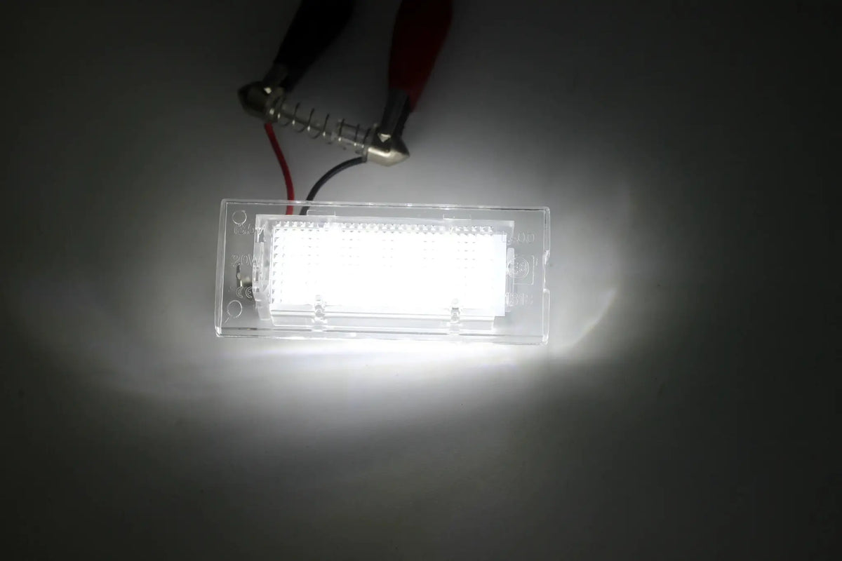 For BMW X3 E83 03-11 X5 E53 00-06 Canbus LED License Number Plate Light White by InterCyprus Trading Ltd