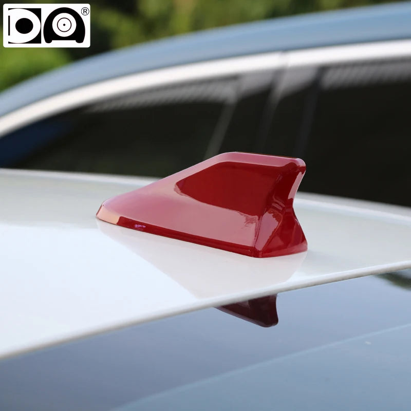 Universal 7D Shark Fin Antenna &ndash; High-Performance Radio Signal