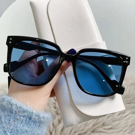 2025 Vintage Square Sunglasses &ndash; UV400 Classic Luxury Blue