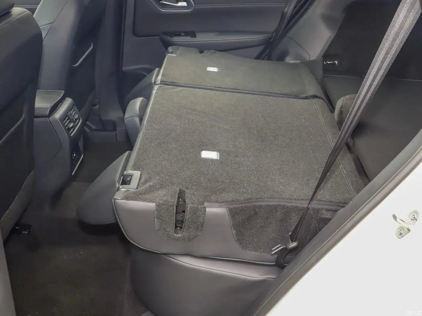 Nissan Rogue Faux Leather Seat Covers Set 2021 2022 2023