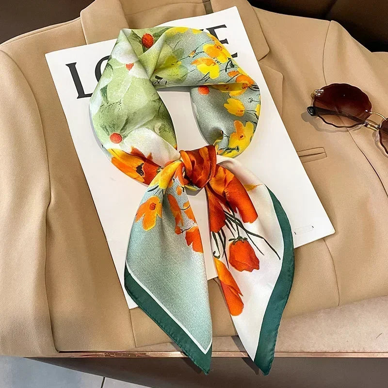 Luxury Design Print Silk Scarf &ndash; Timeless Elegance and Versatility