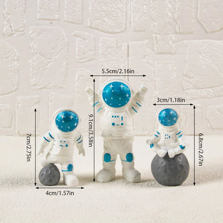 Astronaut Space Cake Toppers - Outer Space Figurines for Party Decorations style C