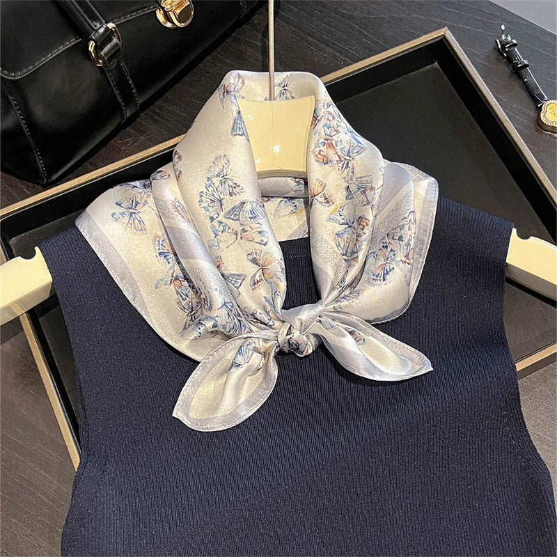 RUNMEIF Luxury 100% Silk Scarf &ndash; Elegant Horse Print Design