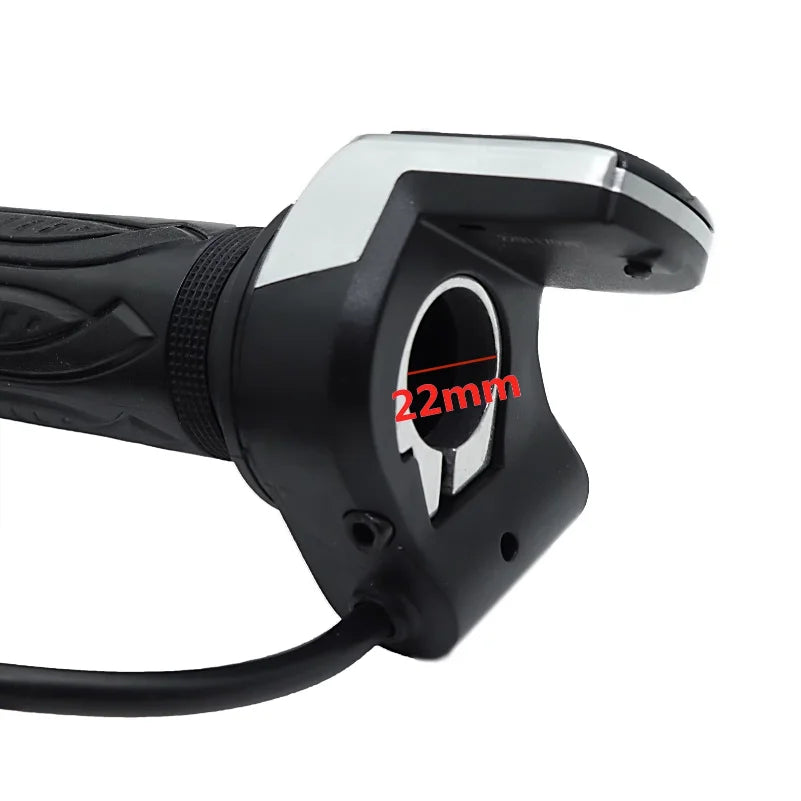 Versatile LCD Throttle Display with Key Lock for E-Bikes and Scooters