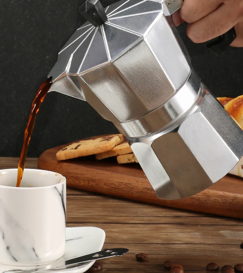 Moka Espresso Coffee Maker Pot - Stovetop Percolator for Caf&eacute; Brewing