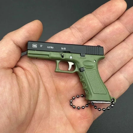 1:3 G17 Miniature Pistol Keychain Green-Black