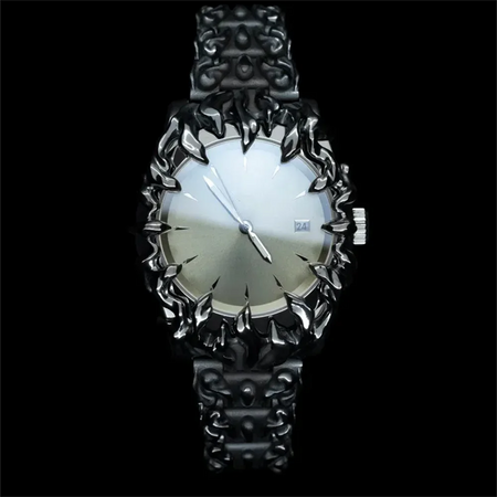 Gorben Claw Watch Alabaster Retro Y2K &ndash; Vintage Claw Design Silver