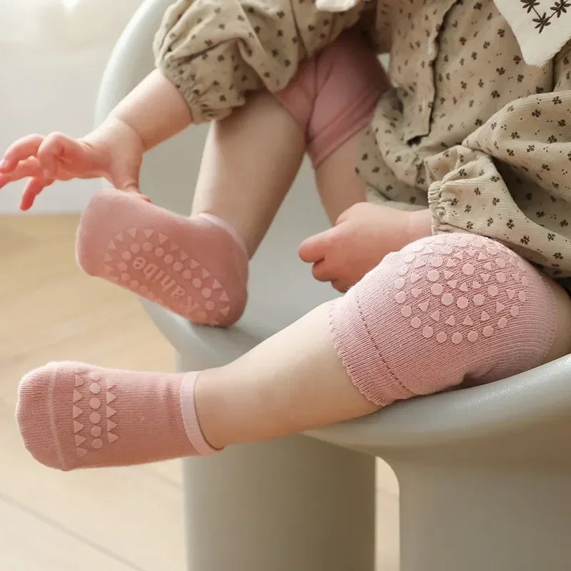 C &ndash; Anti Slip Baby Knee Pads Socks Set For Safe Crawling