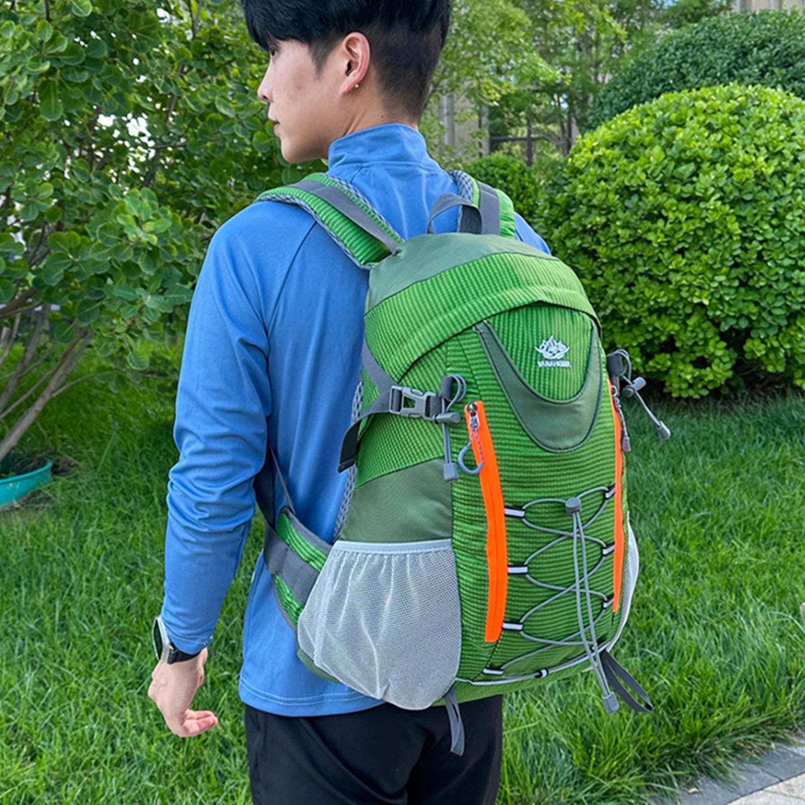 Hiking Travel Backpack 40L &ndash; Water-Repellent Nylon Exterior