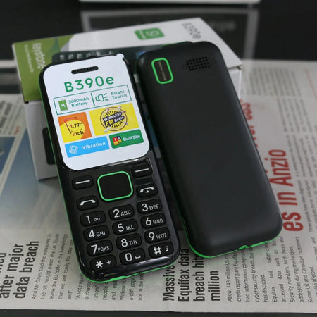 Cheap 2G GSM Senior Mobile Phone &ndash; Long Standby Battery Black / add 16G TF card