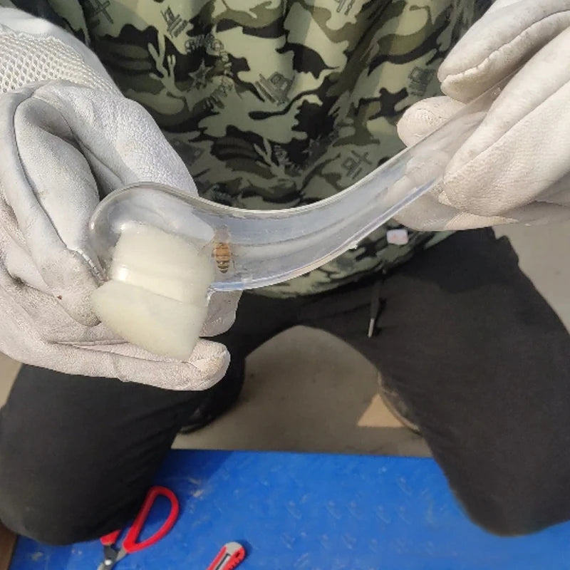 Bee Insect Pipe Type Catch Cage &ndash; Beekeeping Protection Tool