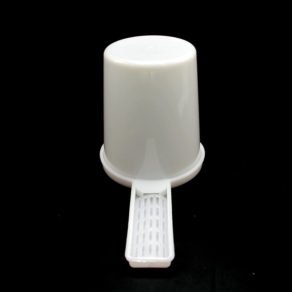 Queen Sugar Feeder For Beehives 400ml Plastic &ndash; Safe Entry