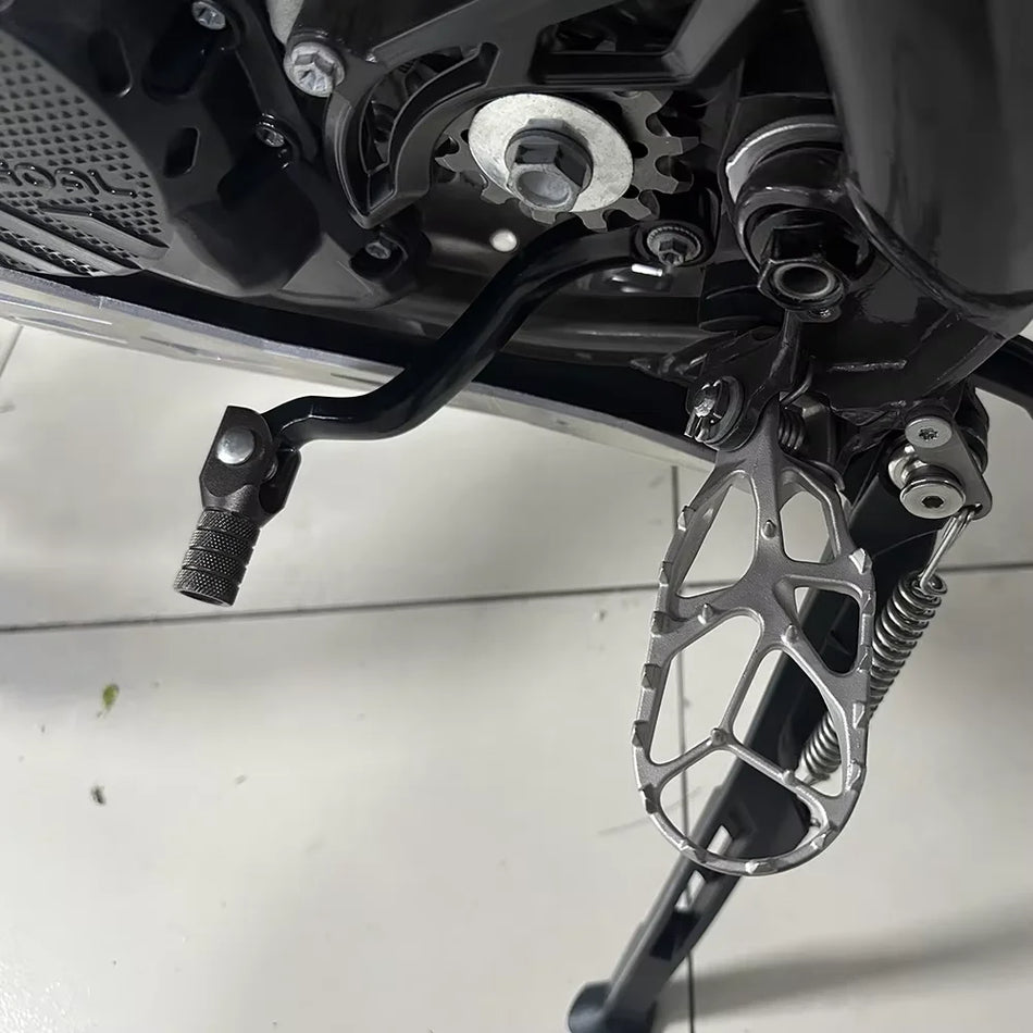 KTM 690 SMC R και Husqvarna 701 Enduro Supermoto CNC μοχλός αλλαγής ταχυτήτων μοχλός πεντάλ κατασκευασμένος από κράμα αλουμινίου CNC