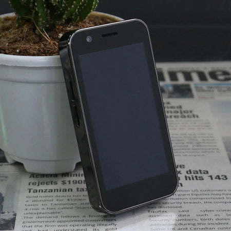 Mini Pocket Size Android Kids Phone - Dual SIM 3G 3.0 Screen Black pro / add 16G TF card