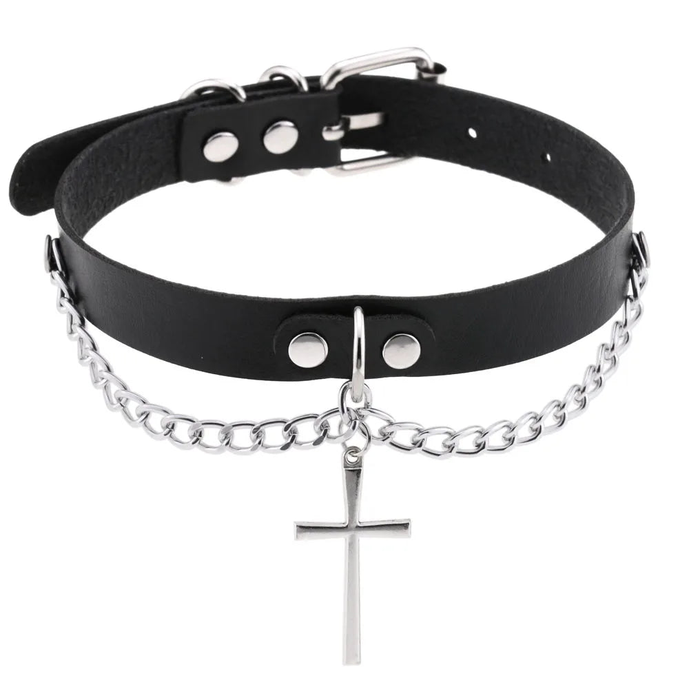 Punk Spike Rivet Leather Choker with Pentagram Pendant for Women W4606-1