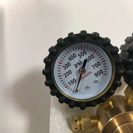 1/4 Inch Brass Nitrogen Regulator CGA580 - 0-600 PSI Range