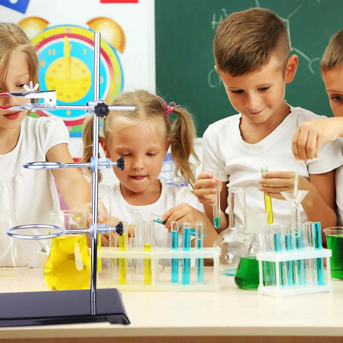 Heavy Duty Metal Stand &ndash; Durable Support for Chemistry Experiments