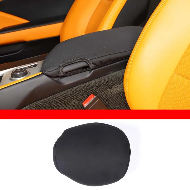 Tampa preta da caixa do apoio de braço central para proteção interior e moldagem do Chevrolet Corvette C7 2014-2019