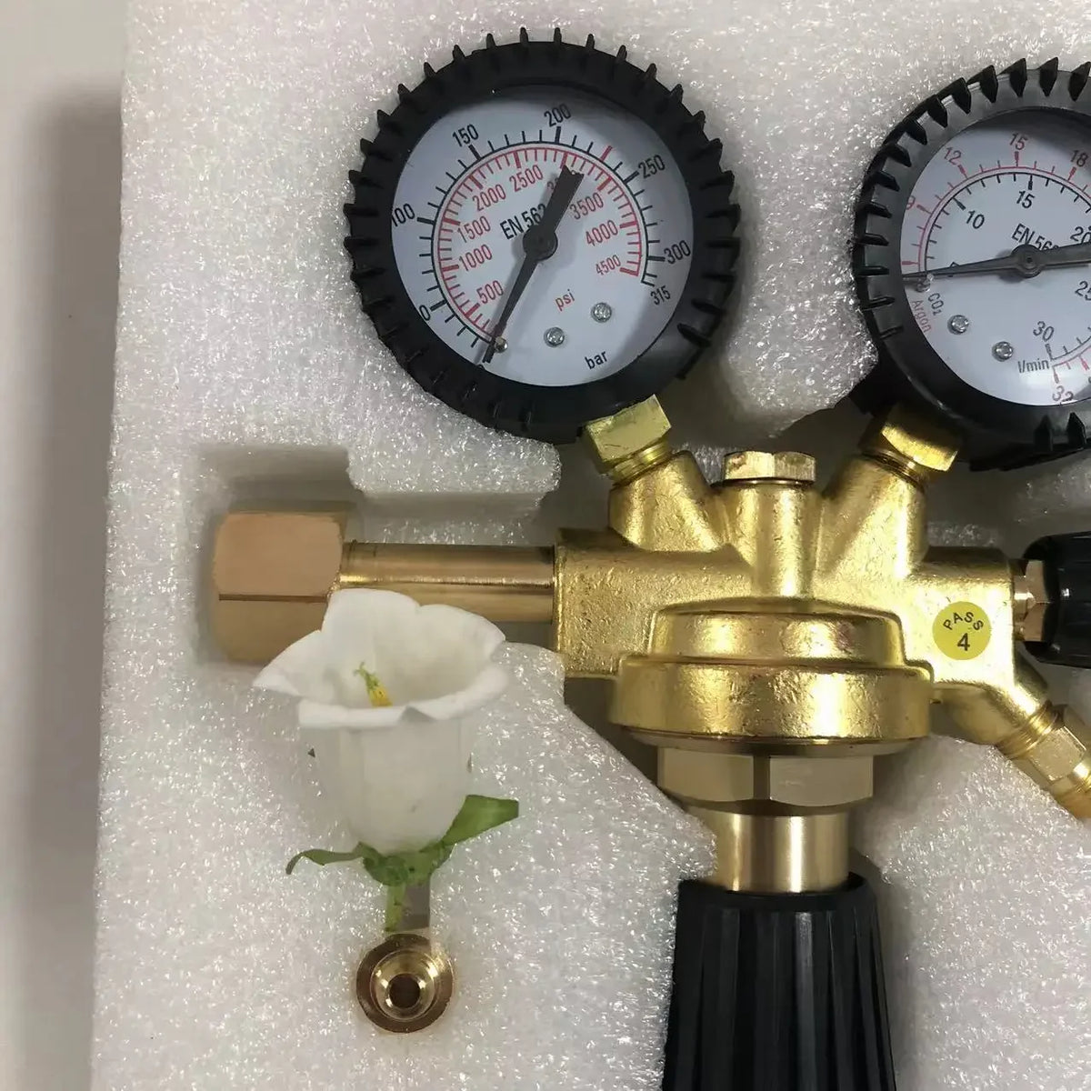 CO2 Argon Nitrogen Pressure Reducing Regulator &ndash; Shockproof