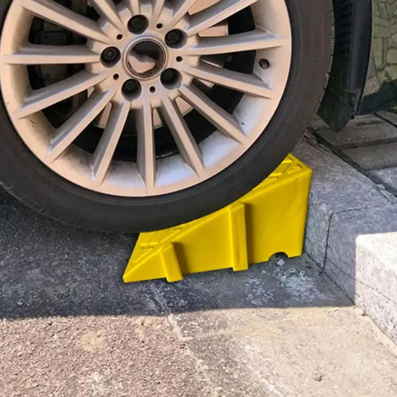 Car Curb Ramp Heavy Duty PVC &ndash; Anti Slip Portable Ramp