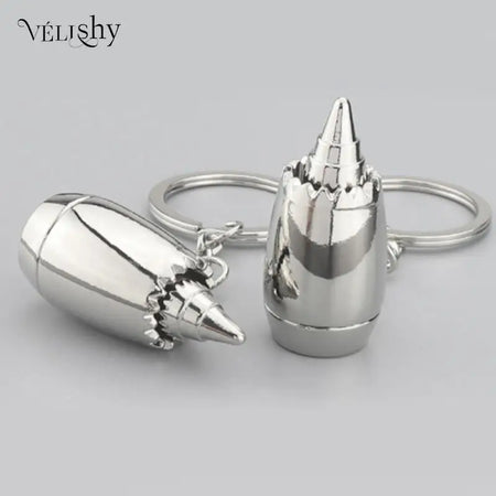 Trendy Metal Jet Engine Keychain for Men - Fashionable Car and Bag Accessory