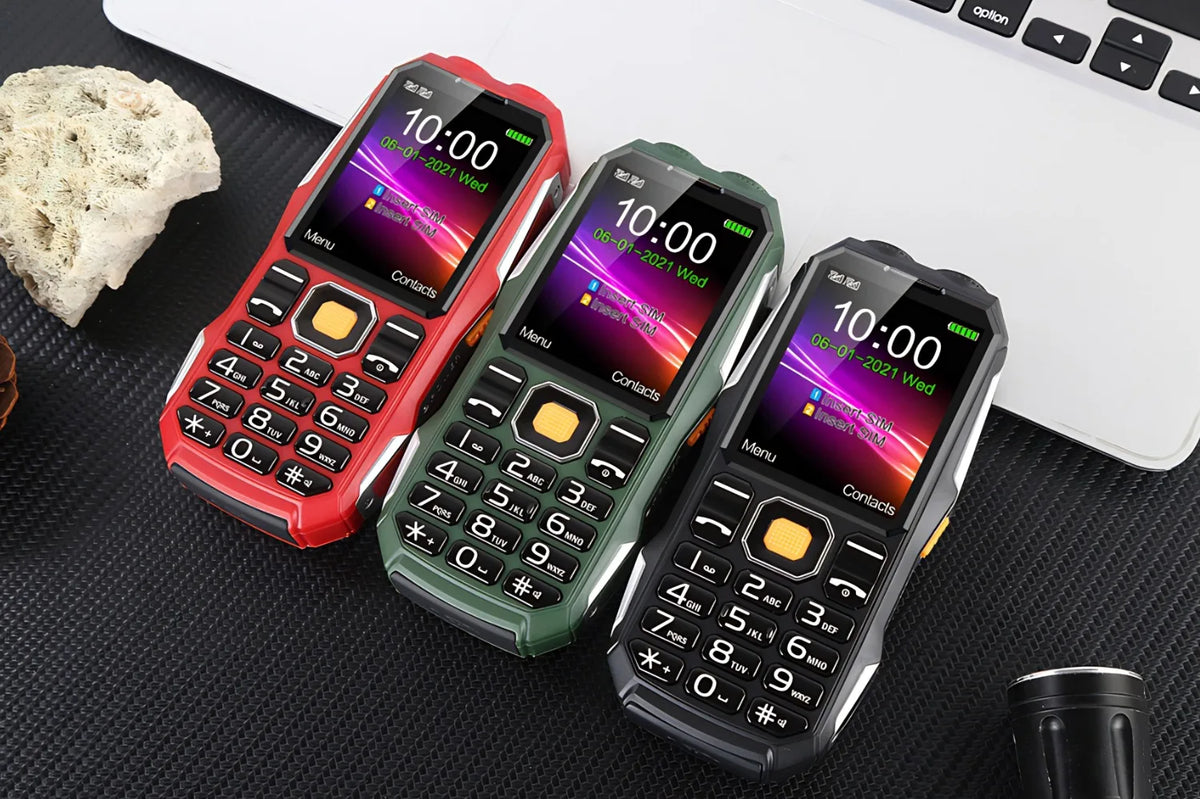 MAFAM Unlocked Shockproof Senior Phone &ndash; Long Battery Life