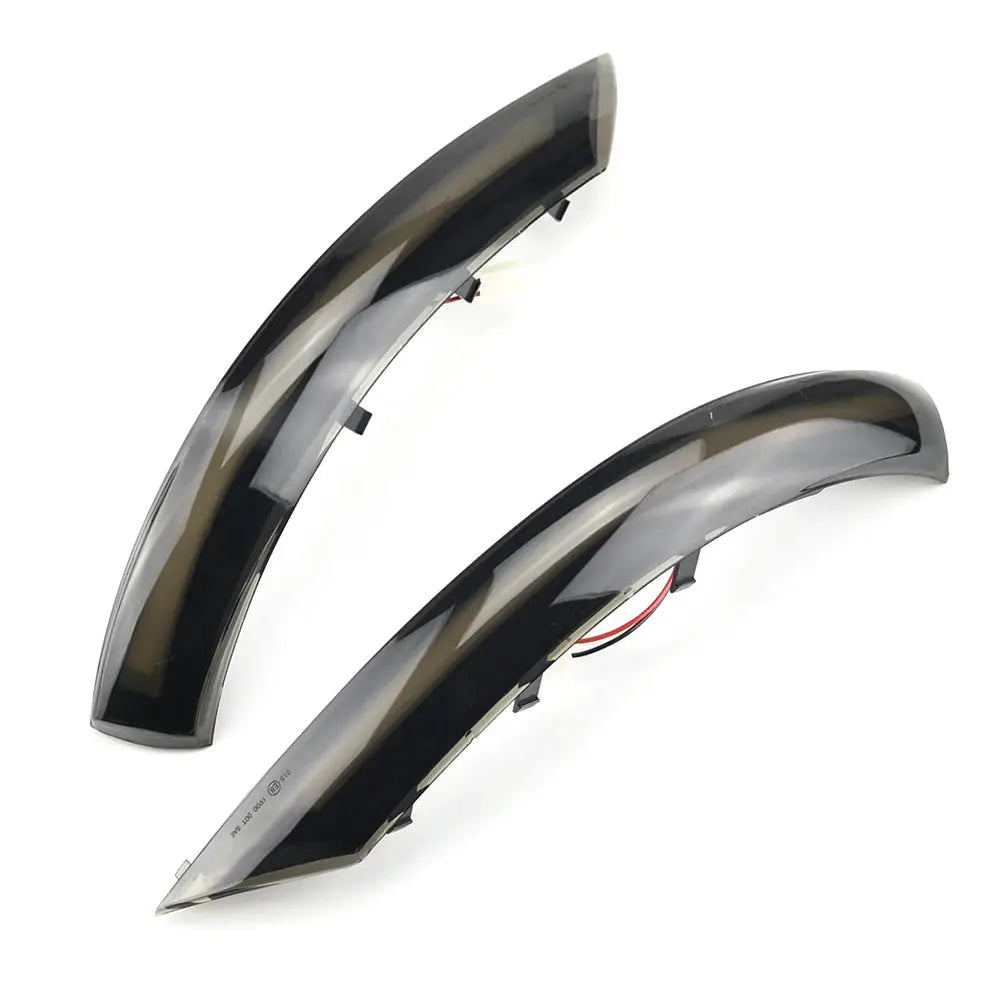 Dynamic LED Turn Signal Lights for VW Volkswagen Touareg I MK1 7L by InterCyprus Trading Ltd