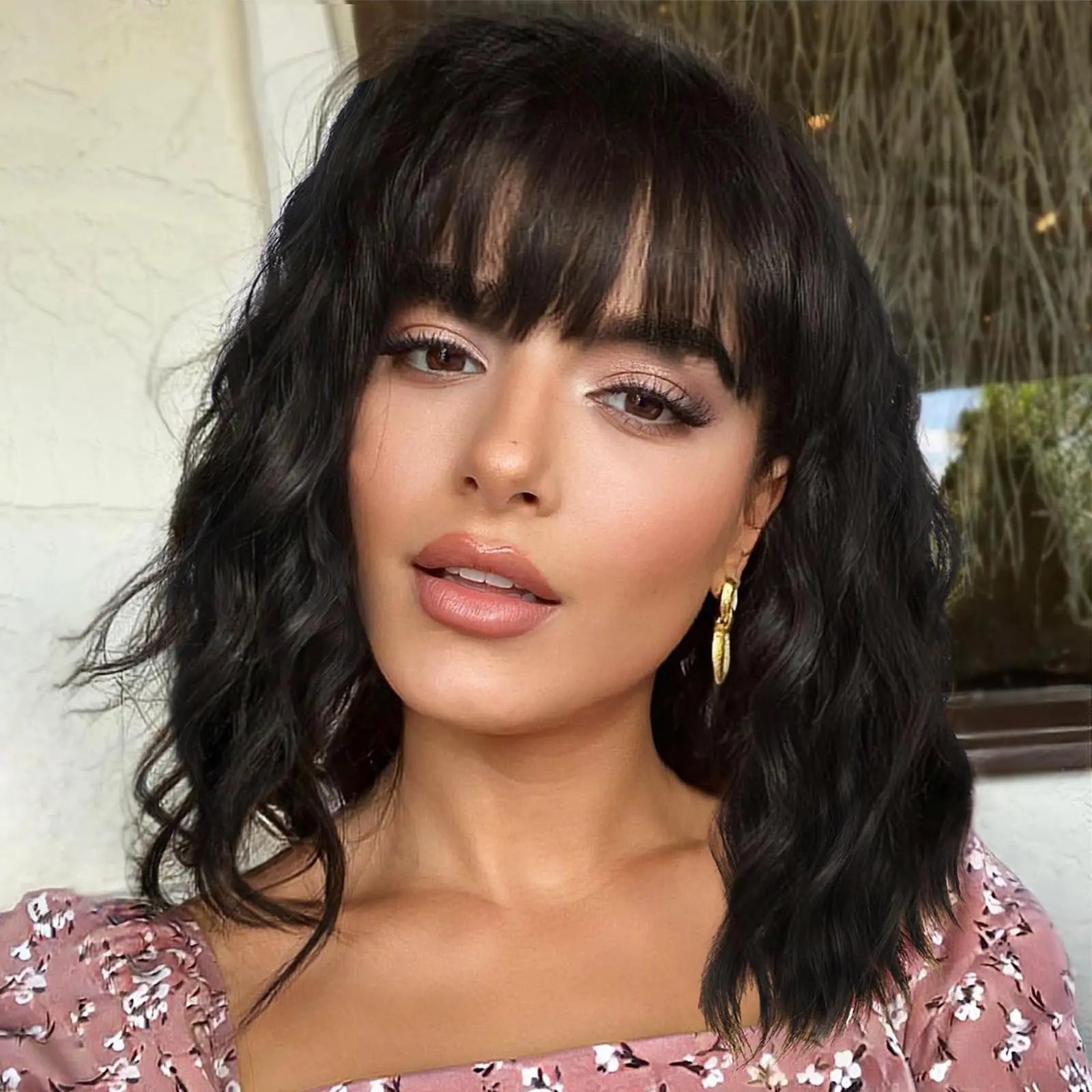 Short Brown Highlight Wavy Bob Wig with Bangs for Daily Use Black