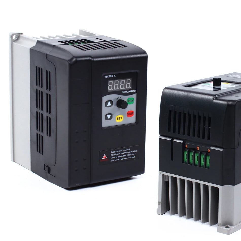 2.2 KW Variable Frequency Drive 3 Phase 220V With Remote