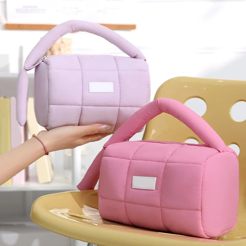 Женска водоустойчива организаторка за грим с капси 