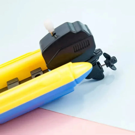 Wind-Up Speed Boat Bath Toy for Kids - Floating Clockwork Ship for Water Fun &amp; Gifts