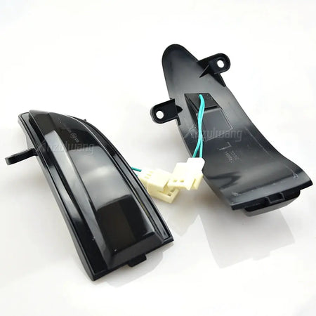 LED Dynamic Turn Signal Lights Arrow Design For Nissan L33 B17 C1 by InterCyprus Trading Ltd