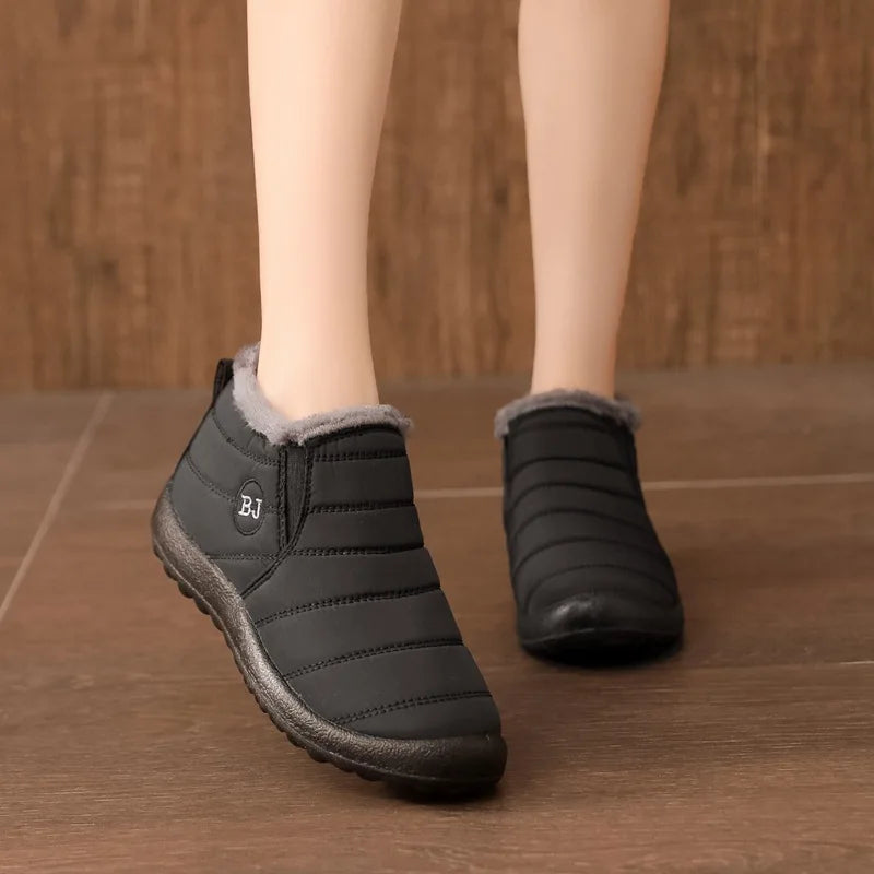 YAO JADECN Women's Waterproof Snow Boots &ndash; Warm And Non-Slip