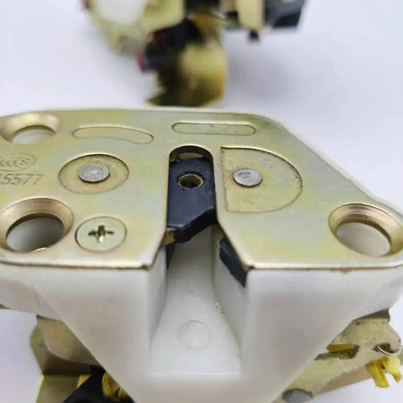 Front Door Lock Latch Assembly for Chery QQ QQ3 IQ S11 2003 to 2015 by InterCyprus Trading Ltd