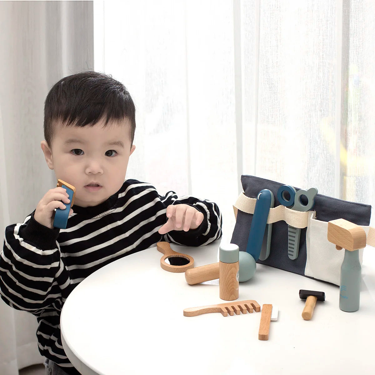 Pretend Play Hair Salon Set &ndash; Wooden Simulation Role Play