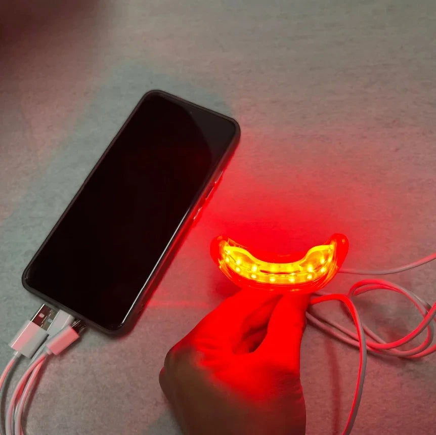 Přístroj pro terapii červeným světlem na úlevu od bolesti zubů