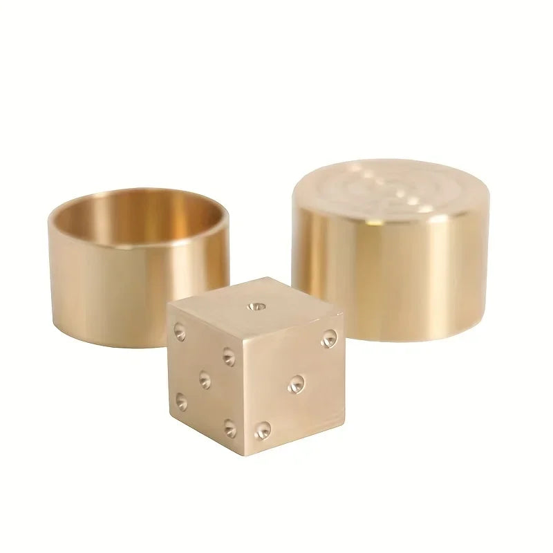 Super Mental Die (Brass) &ndash; Precision Close Up Magic Prop