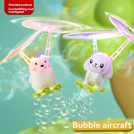 Bubble Blowing Helicopter &ndash; Interactive Outdoor Fun