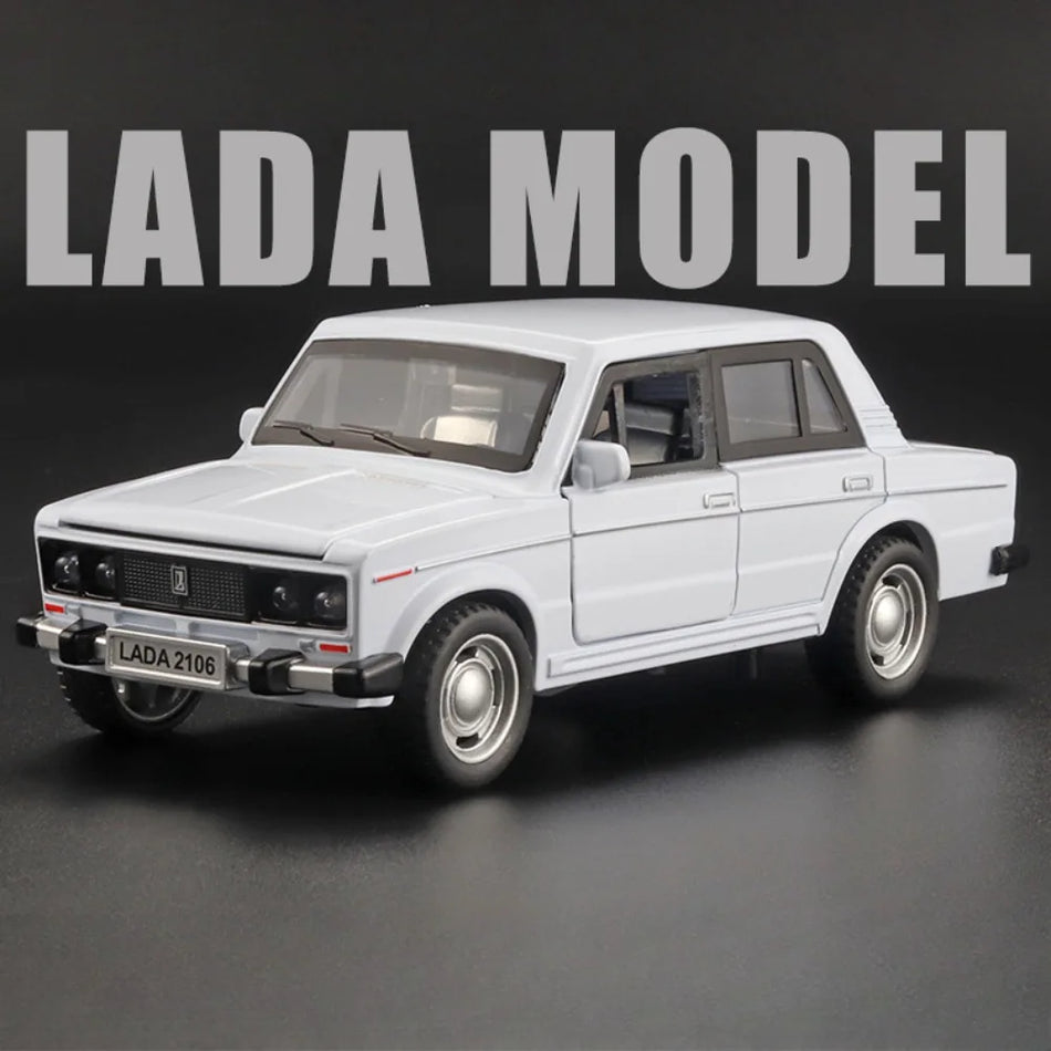 Diecast zlitinski model avtomobila z odpirajočimi vrati za LADO 2106 z zvokom in lučmi