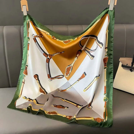 68cm Chain Printed Scarf &ndash; Stylish Versatility for All Seasons