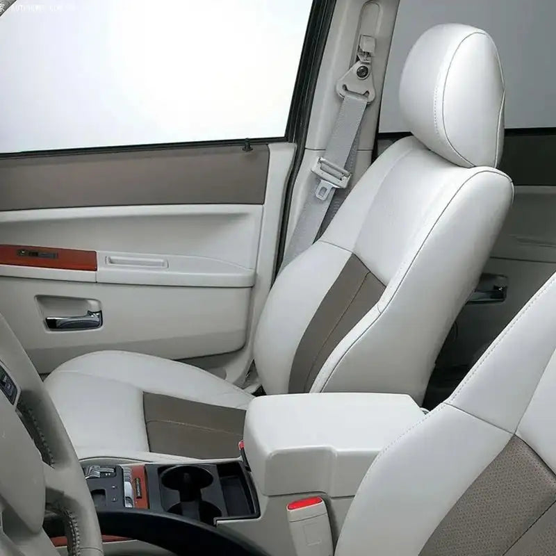 Jeep Grand Cherokee WK Custom Umělé Kožené Potahy 5 Sedadel