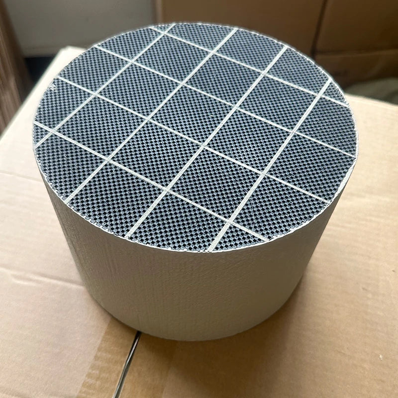 Ячеистый сердечник DPF из карбида кремния для дизельного выхлопа 190x120mm высокая температура