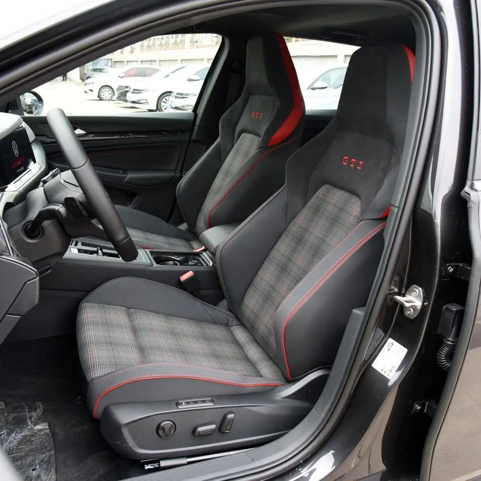 Индивидуальные чехлы из искусственной кожи для Volkswagen Golf 8 MK8