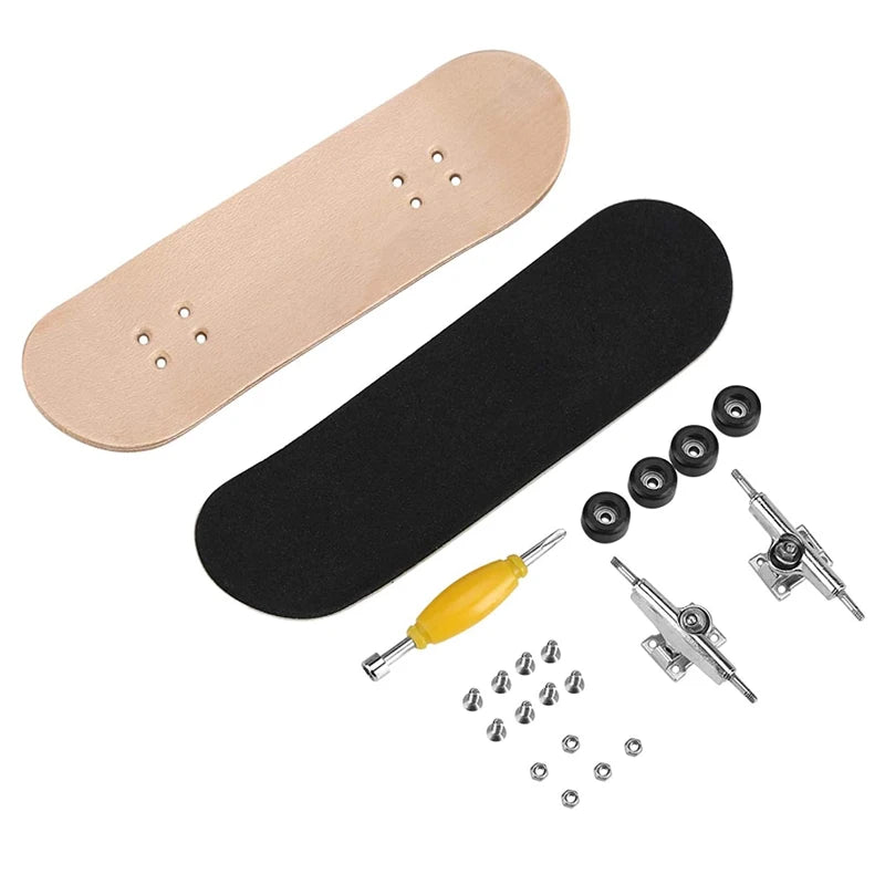 Professional Maple Finger Skateboard &ndash; With Bearings