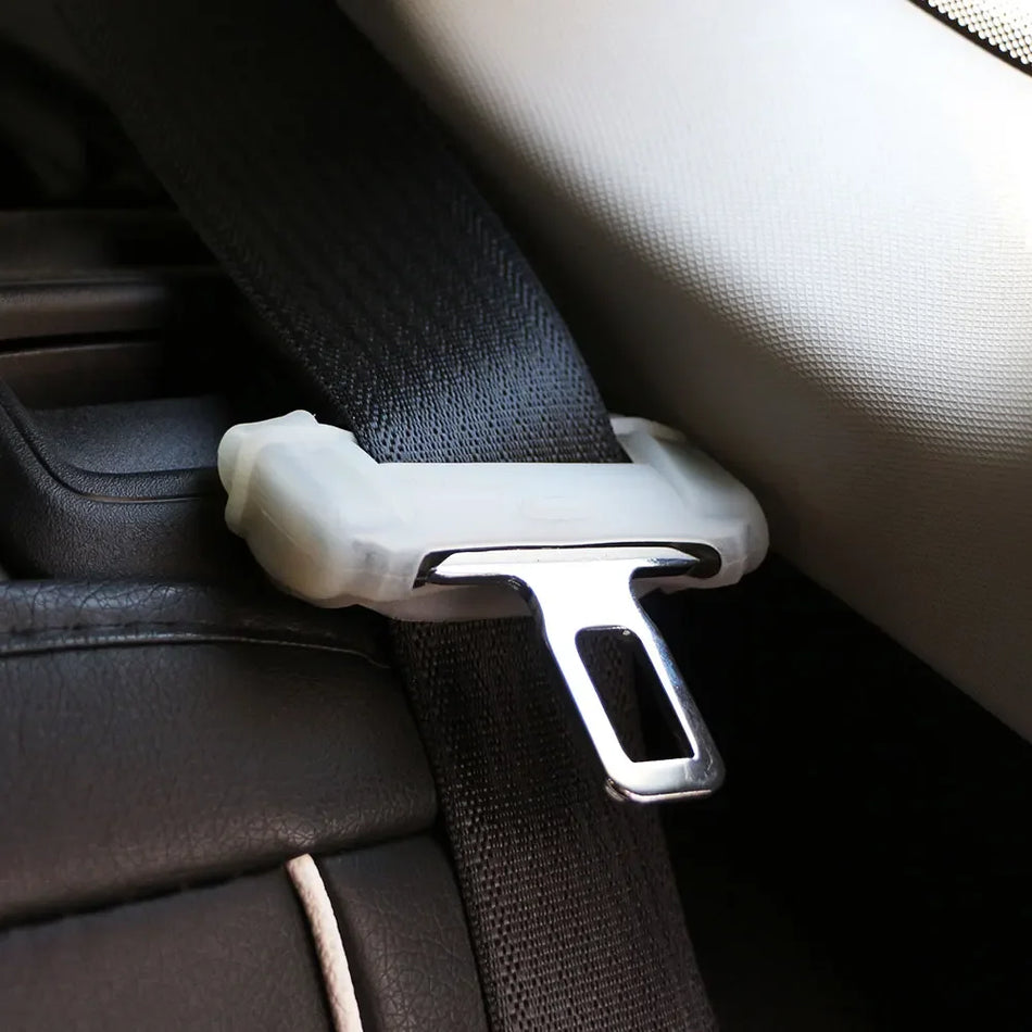 BHESUO Universal Car Seat Belt Buckle Clip Protector Anti Scratch Silicone Cover