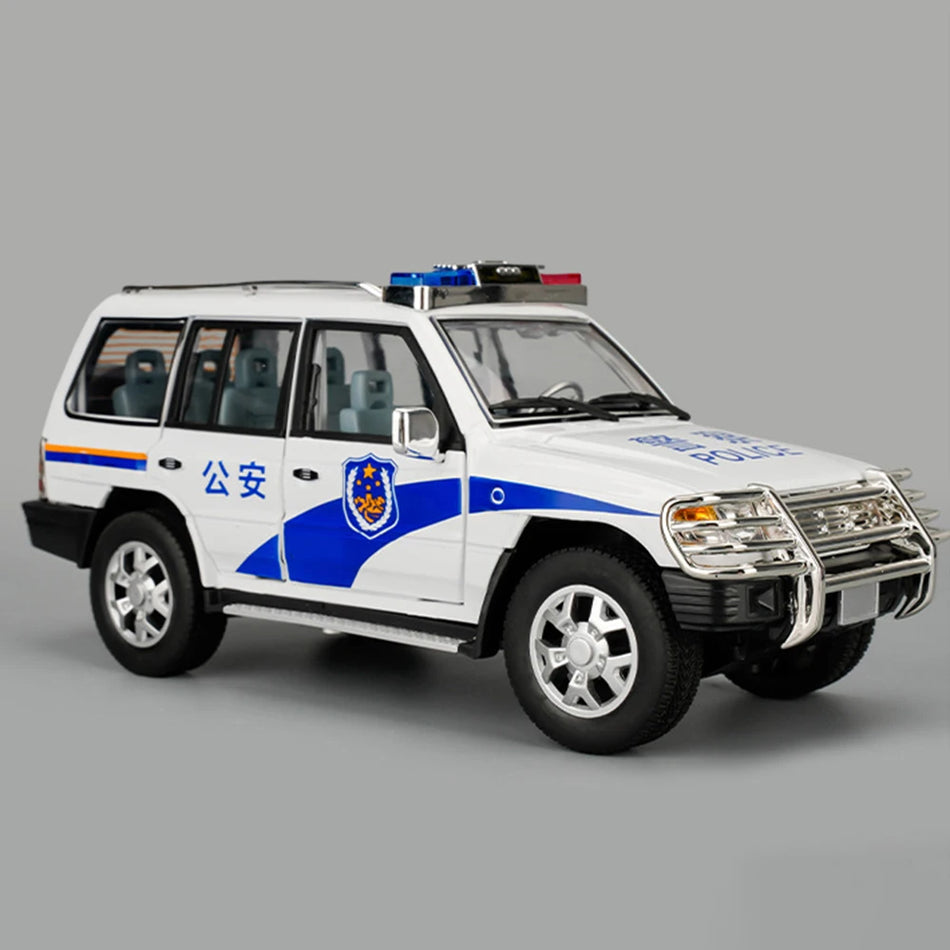 Mașină de jucărie la scară 1:18 cu absorbție a șocurilor, muzică și lumină pentru Mitsubishi UAZ Hunter