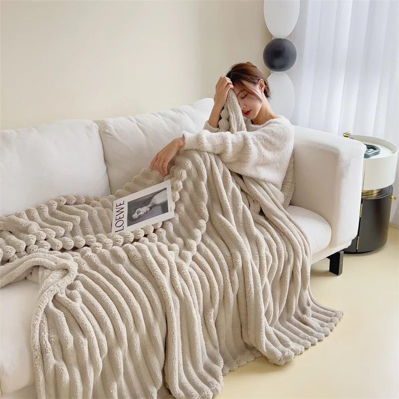 Light Luxury Rabbit Velvet Blanket &ndash; Ultra Soft Warmth